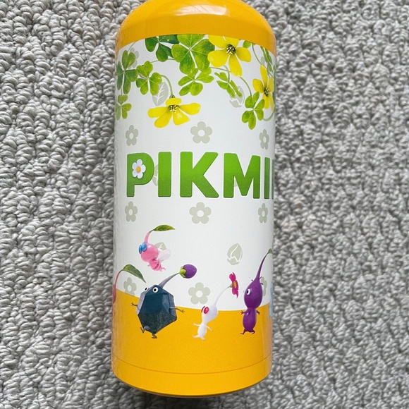 Limited Edition Preorder Pikmin 4 Stainless Steel Waterbottle With Twist Off Lid - Picture 2 of 8